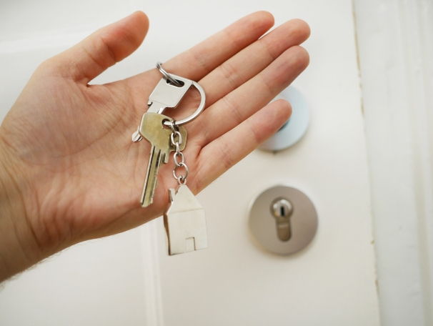 https://JoanneLunt.StopRentingStartOwning.com